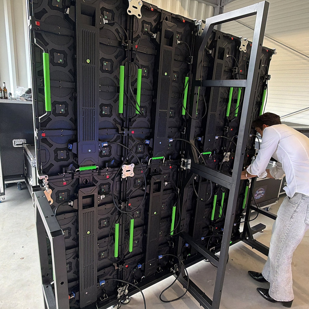 Assembly of an LED wall as a free-standing ground-support structure, rear view